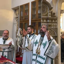 Епископ Методије на Бадњи дан служио Литургију у никшићкој Саборној цркви