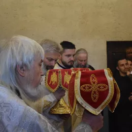 Епископ Методије на Божић служио Литургију у манастиру Ђурђеви Ступови