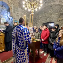 Епископ Методије богослужио у цркви Светих Петра и Павла у Бијелом Пољу