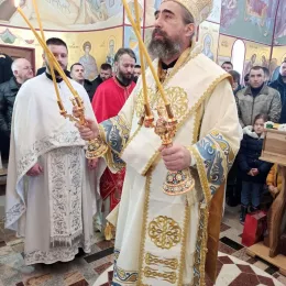Епископ Методије на Савиндан богослужио у селу Дапсиће