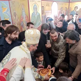 Епископ Методије на Савиндан богослужио у селу Дапсиће