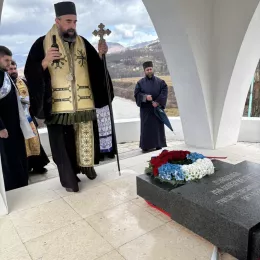 Епископ Методије на празник Сабора Пресвете Богородице богослужио у Мојковцу