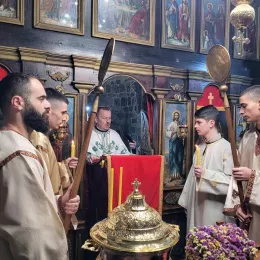 На Богојављење се први пут Бог видљиво показао човјеку у три Лица