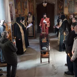 Опело и сахрана новопрестављеног монаха Митрофана Хиландарца