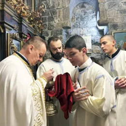 Литургија у цркви светих Апостола Петра и Павла у Бијелом Пољу