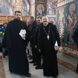 Митрополит Методије и епископ Јеротеј на празник Сабора Пресвете Богородице богослужили у Мојковцу