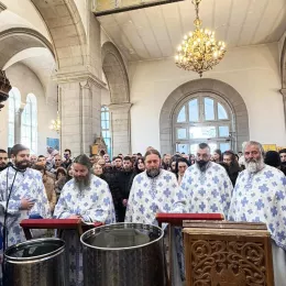 Празник Богојављења и пливање за Часни крст у Никшићу