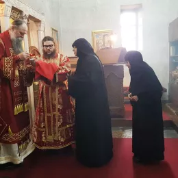 Литургија у манастиру Ђурђеви Ступови