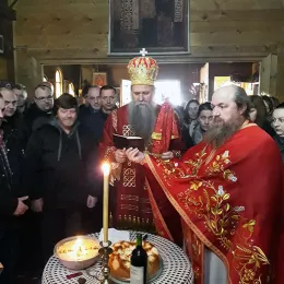 Епископ Јоаникије служио Литургију у Беранама
