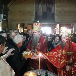 Епископ Јоаникије служио Литургију у Беранама