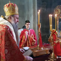 Преосвећени Владика Јоаникије служио у манастиру Ђурђеви Ступови