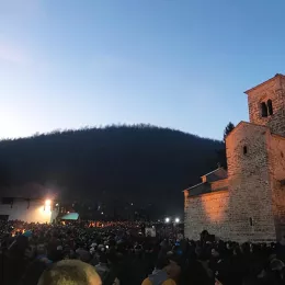 Владика Јоаникије поручио у Ђурђевим Ступовима