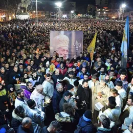 Протојереј-ставрофор Борис Брајовић на литији у Никшићу