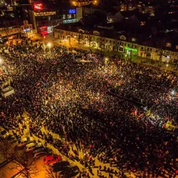 Протојереј-ставрофор Борис Брајовић на литији у Никшићу
