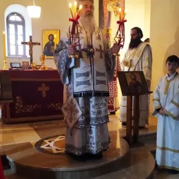 Епископ Теодосије служио Литургију у Жупском манастиру