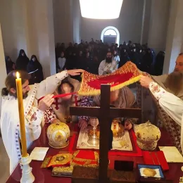 Епископ Теодосије служио Литургију у Жупском манастиру