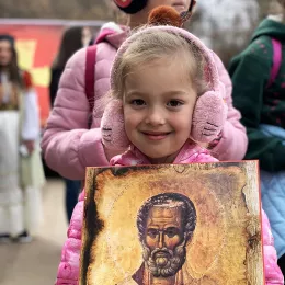 Крстина са својом породицом у молитвеном ходу за одбрану Светиња