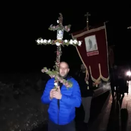 Литија из Косијерева кренула ка Саборном храму у Никшићу