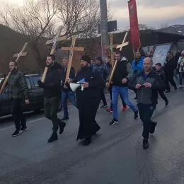 Литија из Велике, Гусиња, Плава и Мурине кренула према манастиру Ђурђеви Ступови