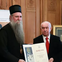 Владика Јоаникије: Борба је тек почела