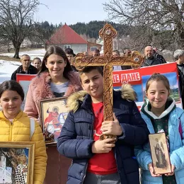 Литија и молебан у Ђурђевим Ступовима