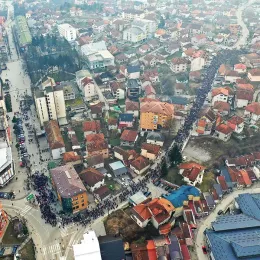 Литију у Бијелом Пољу предводили Владике Јоаникије и Теодосиј