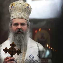 Владика Теодосије 2. фебруара у Никшићу служи молебан и предводи Литију