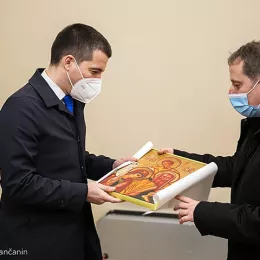 Предсједник Скупштине Црне Горе Алекса Бечић посјетио Саборни храм у Никшићу