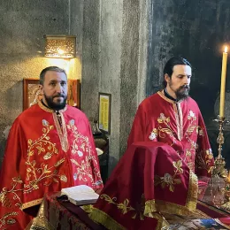 Архијерејска Литургија у Ђурђевим Ступовима