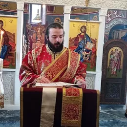 Празник Света Три Јерарха молитвено прослављен у манастиру Мајсторовина