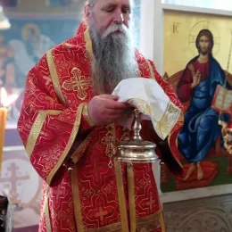 Празник Света Три Јерарха молитвено прослављен у манастиру Мајсторовина