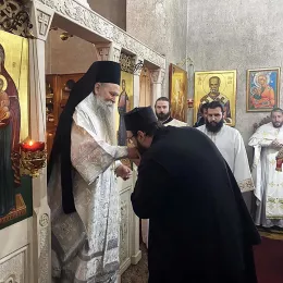 Епископ Јоаникије служио у манастиру Ђурђеви Ступови