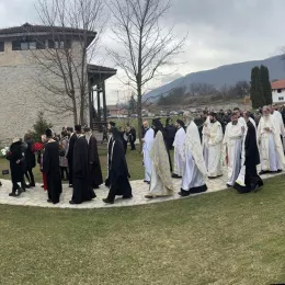 На православном гробљу у Беранама сахрањен протојереј-ставрофор Драган Ристић