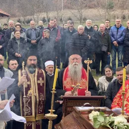 На православном гробљу у Беранама сахрањен протојереј-ставрофор Драган Ристић