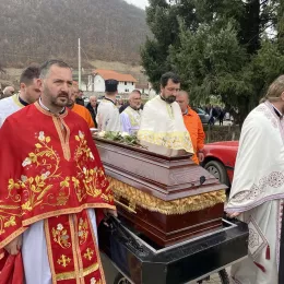 На православном гробљу у Беранама сахрањен протојереј-ставрофор Драган Ристић