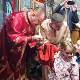 Литургија у цркви Светих Апостола Петра и Павла у Бијелом Пољу