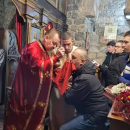 Литургија у цркви Светих Апостола Петра и Павла у Бијелом Пољу