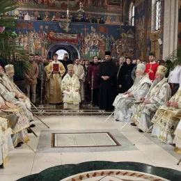 Света архијерејска Литургија и помен блаженопочившем Владики Атанасију