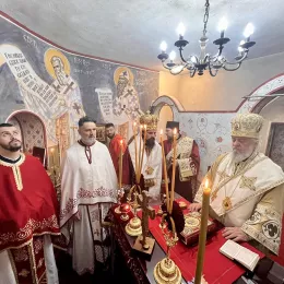 Владика Кирило на Немањином граду