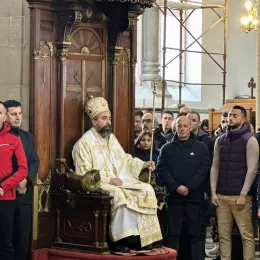 Епископ Методије служио Литургију у никшићком Саборном храму