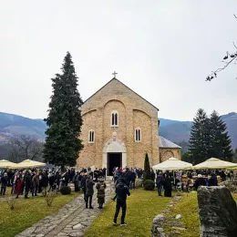 Празник Светог Симеона Мироточивог у Студеници, богослужио Митрополит Јоаникије