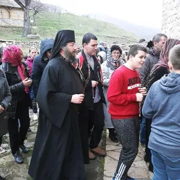 Свечана литија и бденије уочи празника Цвијети у манастиру Ђурђеви Ступови