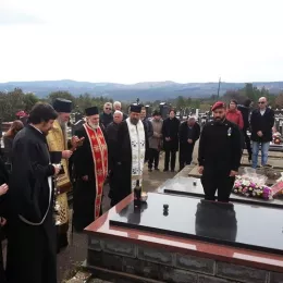 Епископ Јоаникије на Михољској Превлаци служио парастос страдалима у НАТО бомбрадовању 1999. године