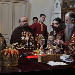 Литургијско сабрање и помен Владици хаџи Сави Косановићу