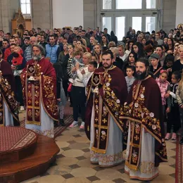 Епископ Јоаникије у Никшићу служио Литургију и помен жртавама НАТО бомбардовања 1999.