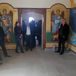 Владика Јоаникије обишао цркву у Врбици