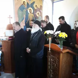 Литургија у Златешу