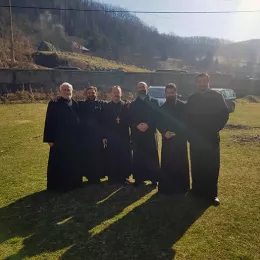 Литургија у Златешу