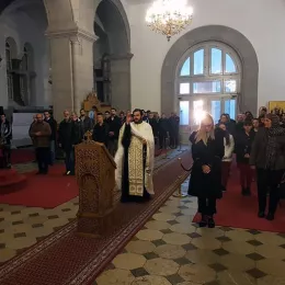 Вечерњa с чином праштања у Никшићу