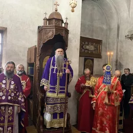 Света Литургија Пређеосвећених Часних Дарова у Ђурђевим Ступовима